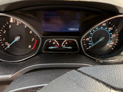 Used 2015 Ford Escape SE AWD/4WD image 12