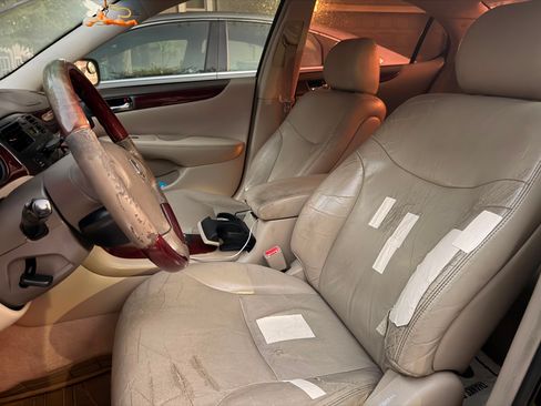 Used 2003 Lexus ES 330 FWD image 12