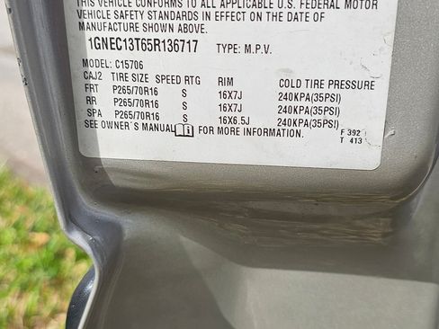 Used 2005 Chevrolet Tahoe LS w/ Preferred Equipment Group image 23