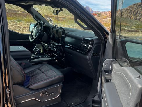 Used 2023 Ford F150 Lariat w/ Equipment Group 502A High image 8