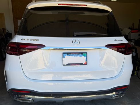 Used 2026 Mercedes-Benz GLE 580 4MATIC image 4