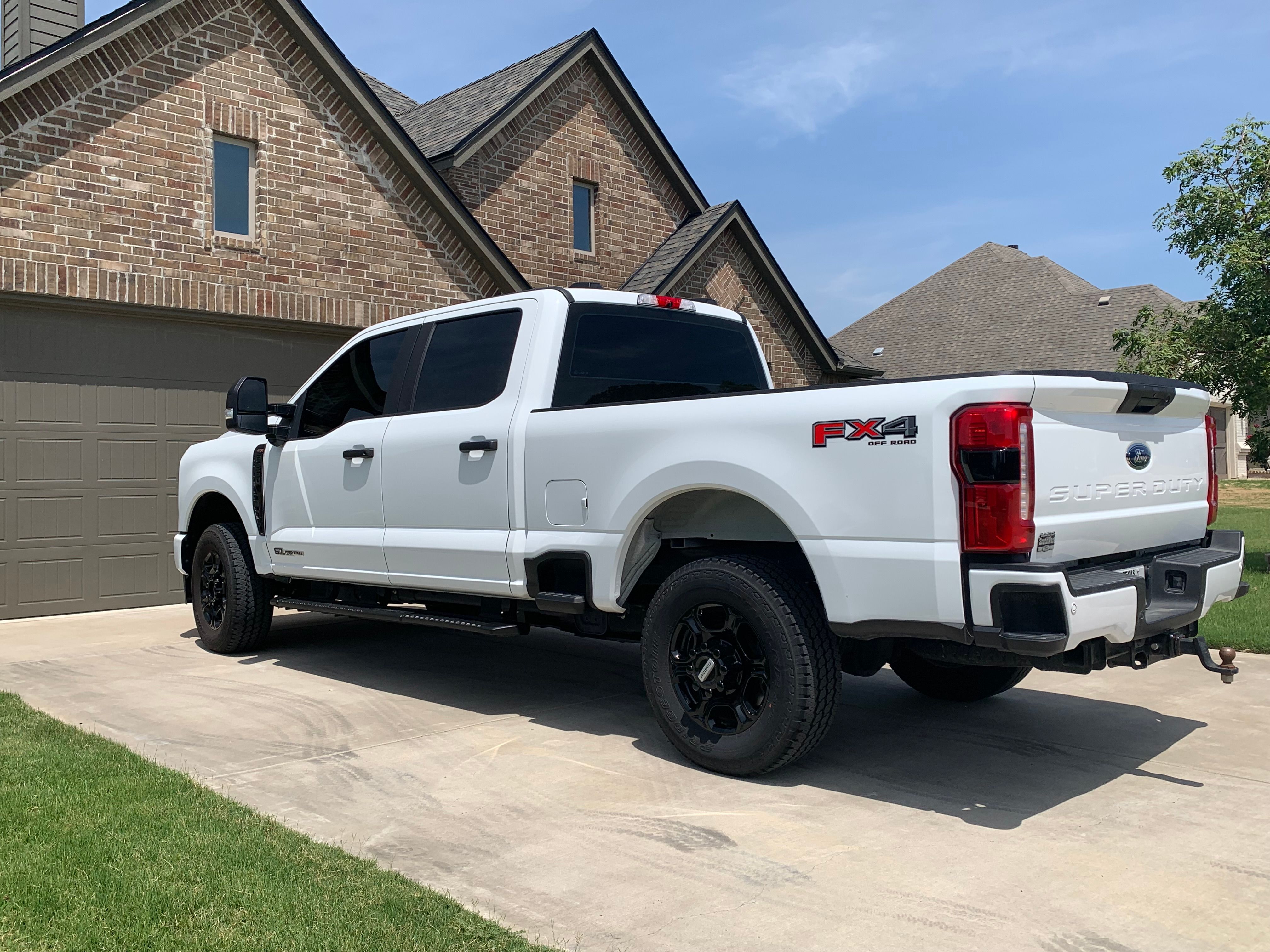 Used 2025 Ford F250 XL w/ STX Appearance Package AWD/4WD image 6
