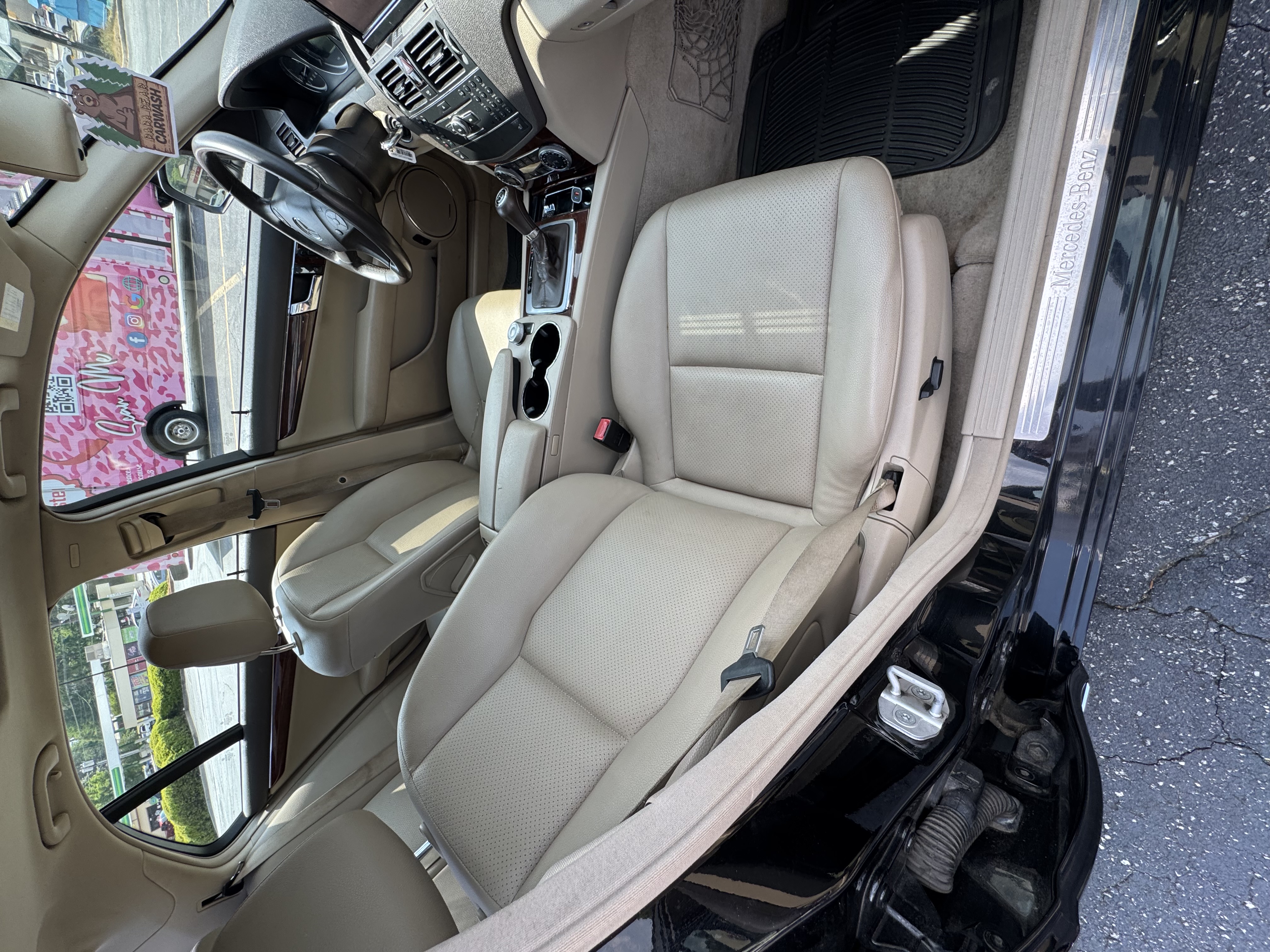 Used 2009 Mercedes-Benz C 300 4MATIC Sedan image 15
