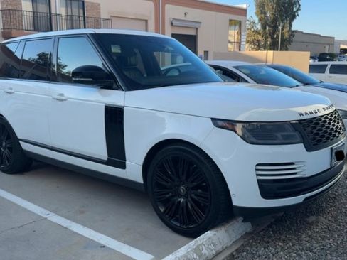 Used 2019 Land Rover Range Rover Supercharged image 13