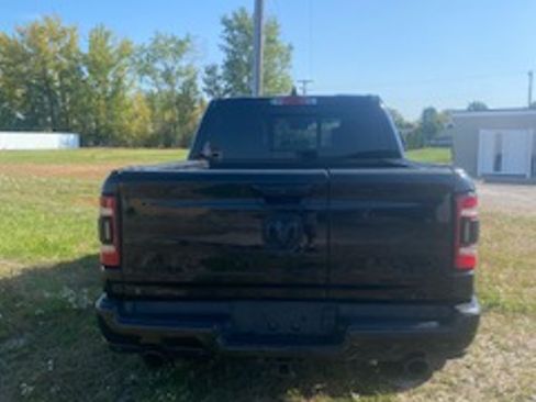 Used 2020 RAM 1500 Limited w/ Black Appearance Package image 4