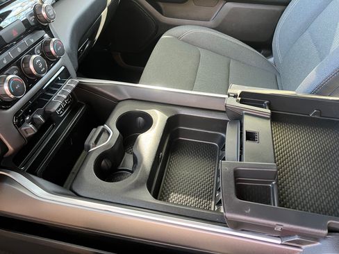 Used 2022 RAM 1500 Big Horn image 11