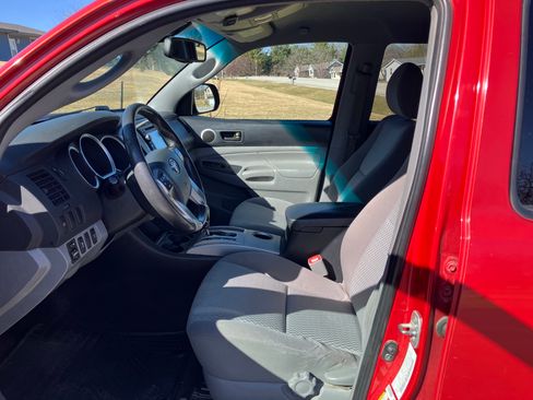 Used 2013 Toyota Tacoma 4x4 Double Cab w/ SR5 Pkg image 13