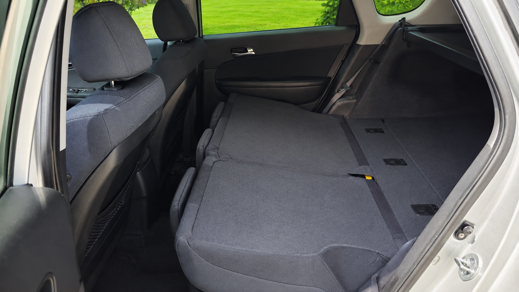 Used 2010 Hyundai Elantra SE w/ Popular Equipment Pkg 2 FWD image 14
