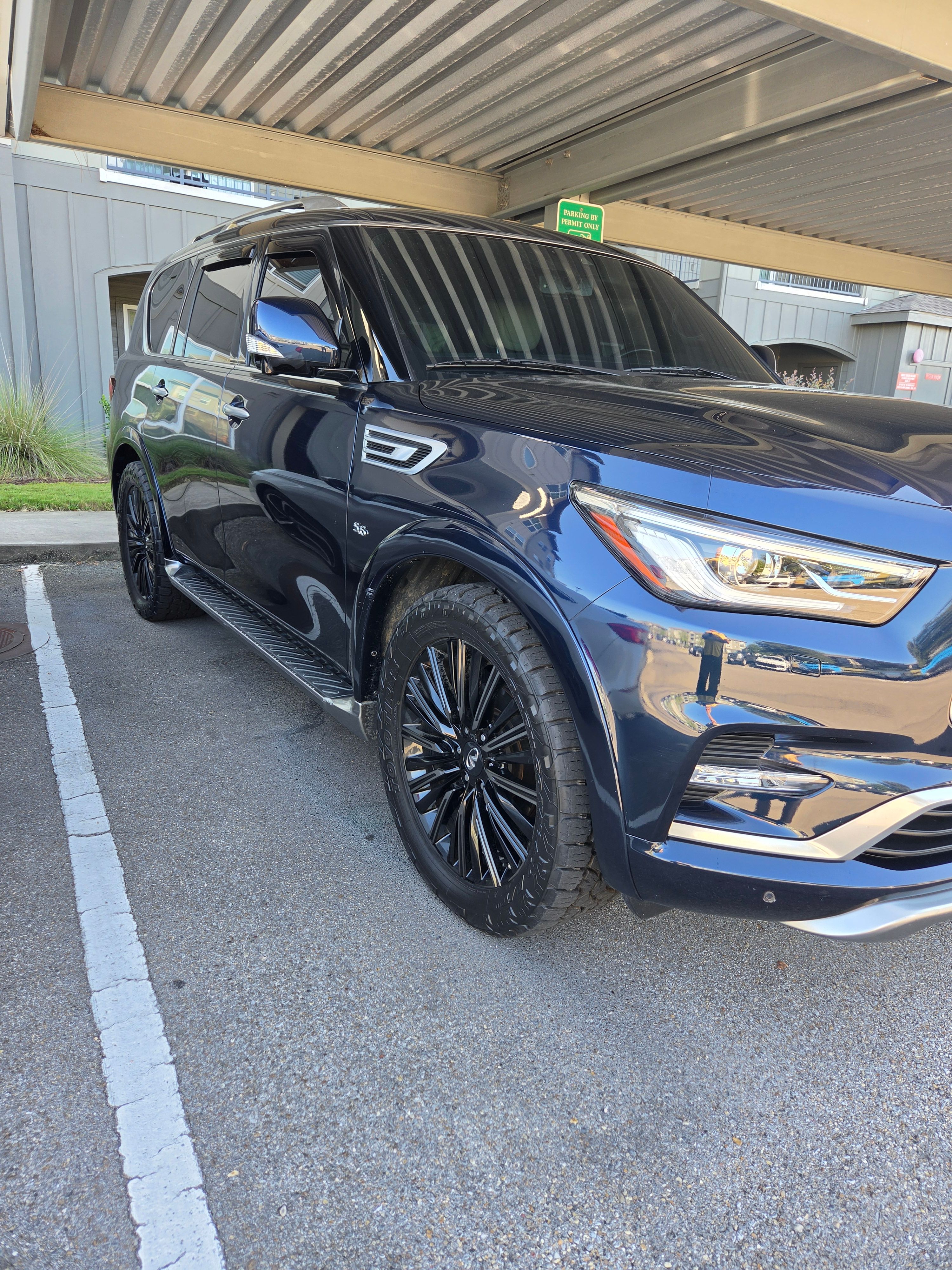 Used 2019 INFINITI QX80 Limited AWD/4WD image 5