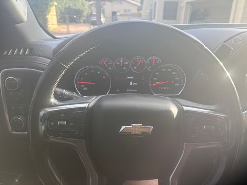 Used 2023 Chevrolet Silverado 2500 LT w/ Convenience Package image 10