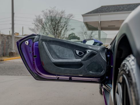 Used 2024 Lamborghini Huracan Sterrato image 19