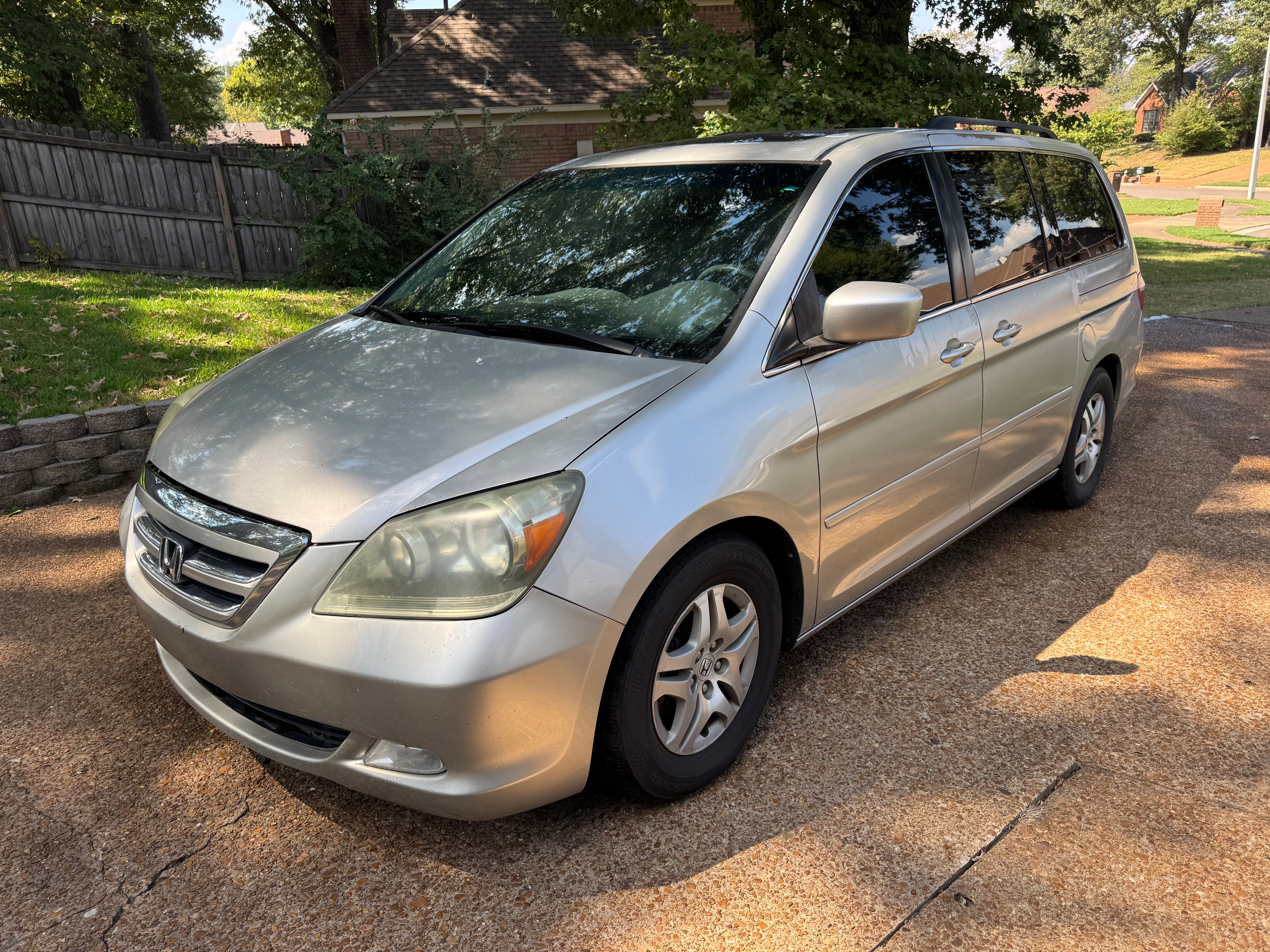 Used 2005 Honda Odyssey EX-L image 1