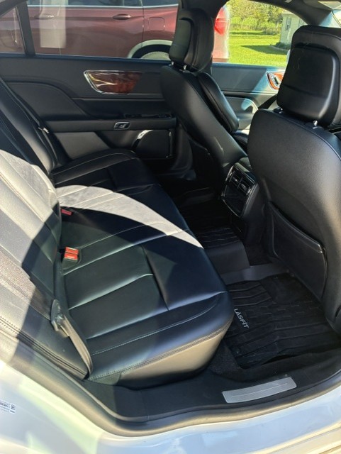 Used 2020 Lincoln Continental FWD image 12