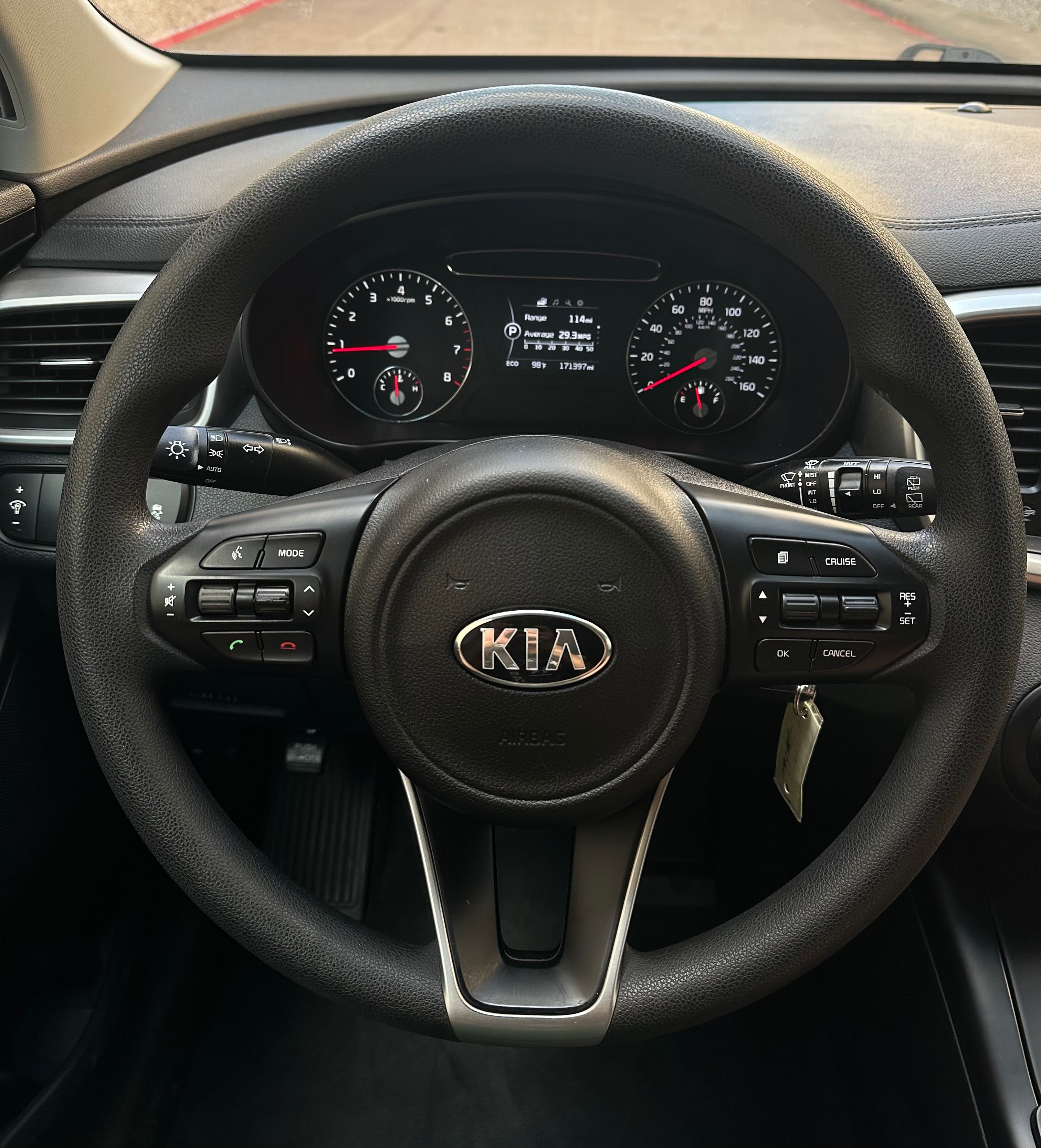 Used 2017 Kia Sorento FWD image 18