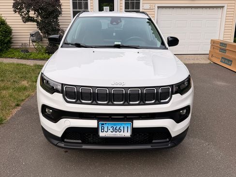 Used 2022 Jeep Compass Latitude AWD/4WD image 14