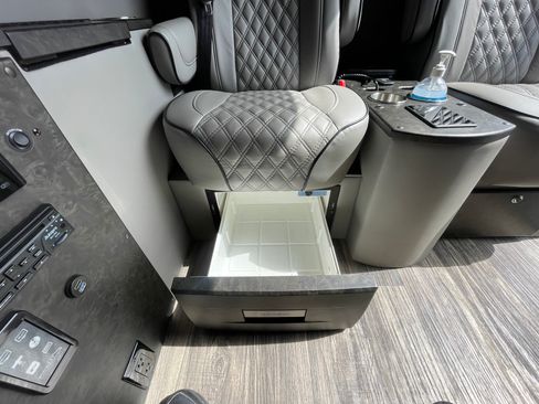 Used 2019 Mercedes-Benz Sprinter 170 image 20