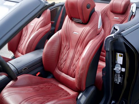 Used 2017 Mercedes-Benz S 63 AMG 4MATIC Cabriolet image 24