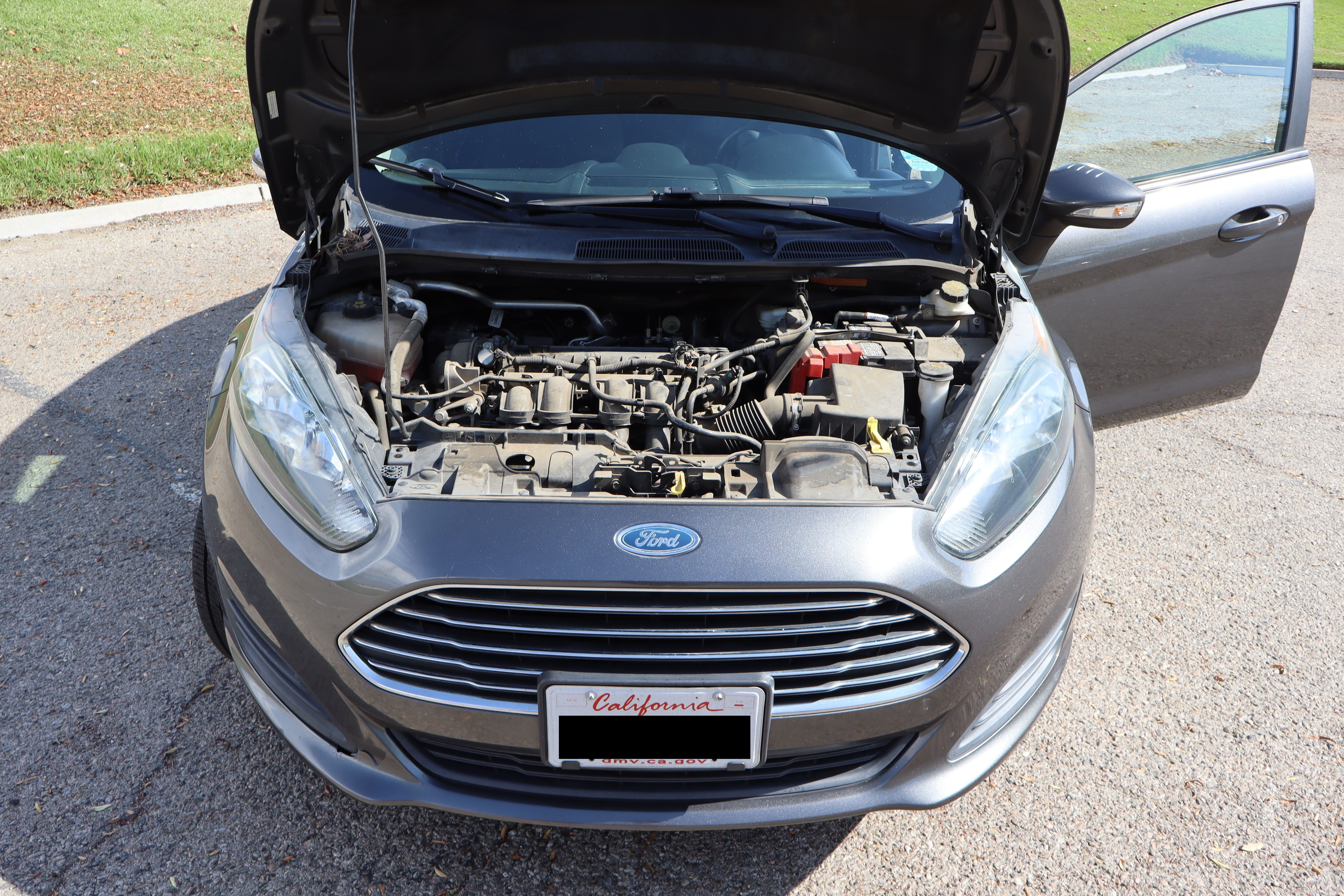 Used 2015 Ford Fiesta SE FWD image 26