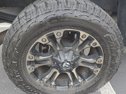 Used 2020 RAM 3500 Limited image 14