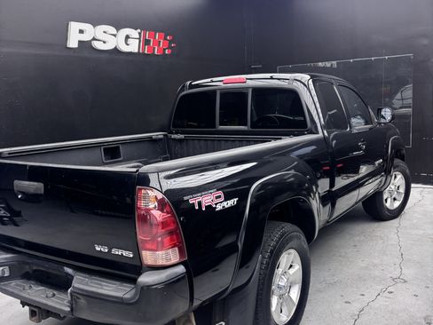 Used 2006 Toyota Tacoma 4x4 Access Cab V6 image 4