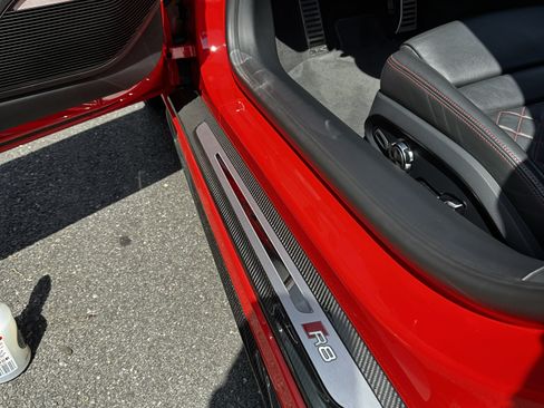 Used 2018 Audi R8 V10 plus image 29