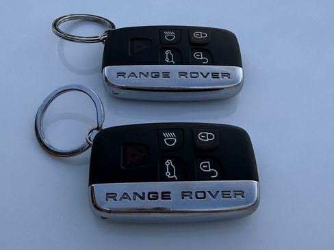 Used 2020 Land Rover Range Rover Velar R-Dynamic S image 18