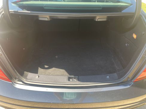 Used 2013 Mercedes-Benz C 250 Sedan image 9