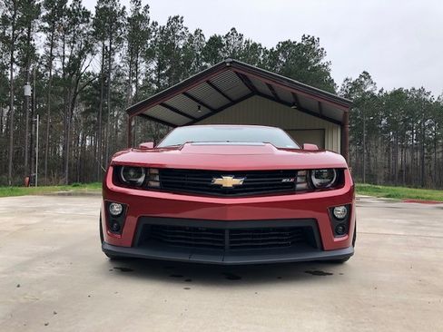 Used 2015 Chevrolet Camaro ZL1 image 5