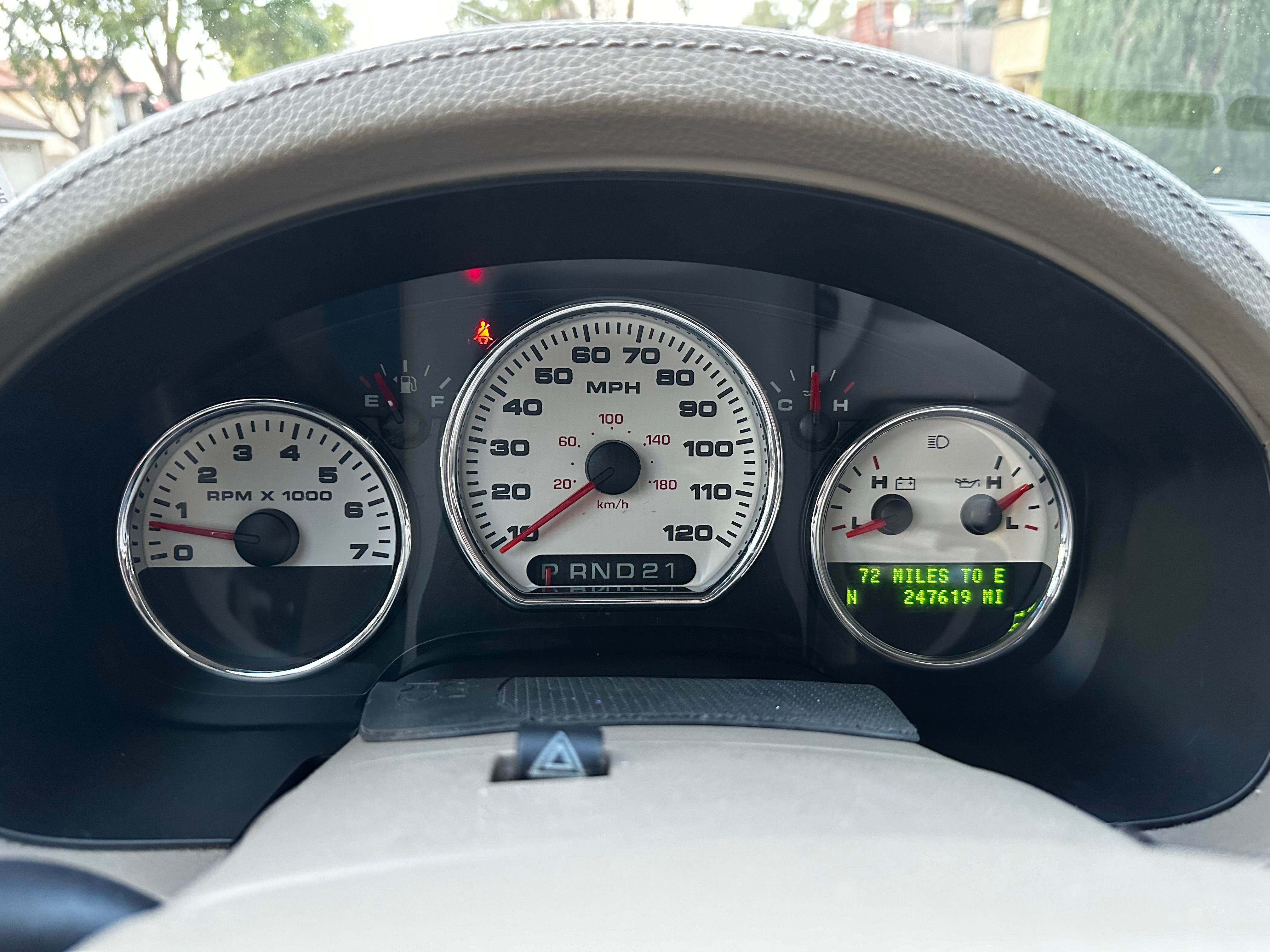 Used 2004 Ford F150 Lariat RWD image 6