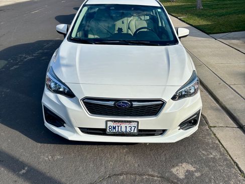 Used 2019 Subaru Impreza 2.0i Premium image 11