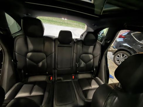 Used 2015 Porsche Cayenne S AWD/4WD image 10