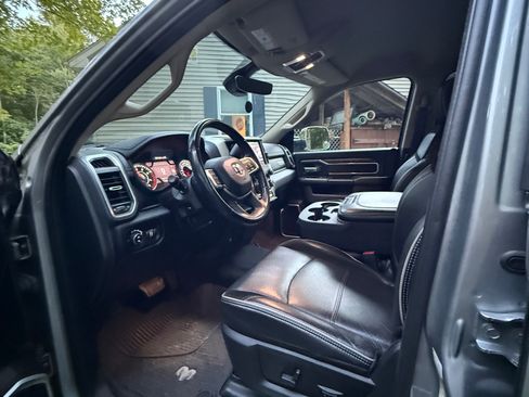 Used 2020 RAM 2500 Laramie AWD/4WD image 10