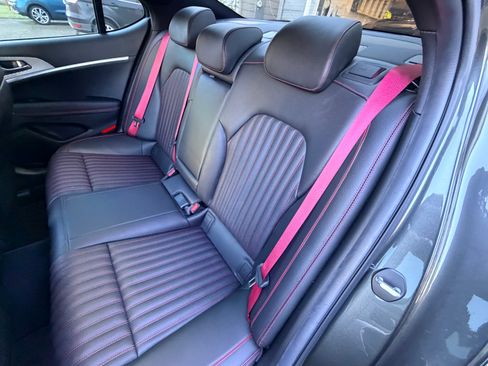 Used 2023 Genesis G70 2.0T w/ Sport Prestige Package image 17