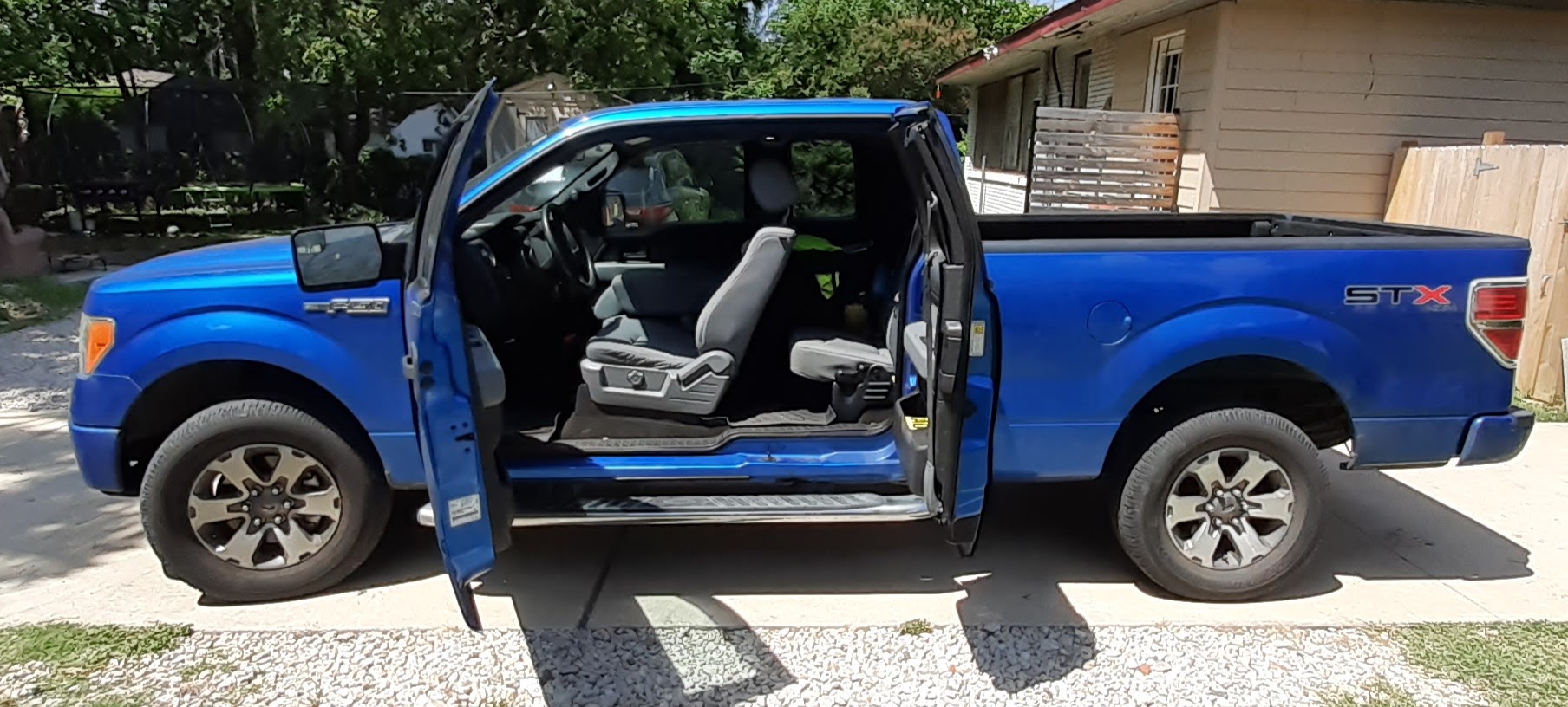Used 2013 Ford F150 STX w/ Mid Equipment Group AWD/4WD image 4