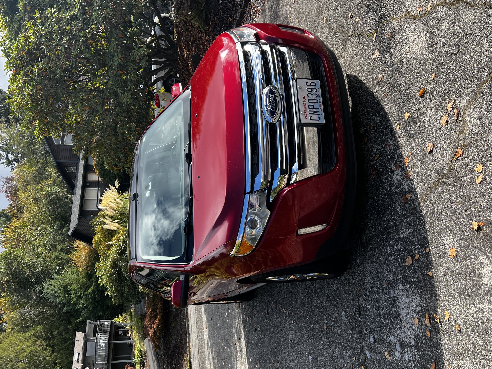 Used 2012 Ford Edge Limited FWD image 1