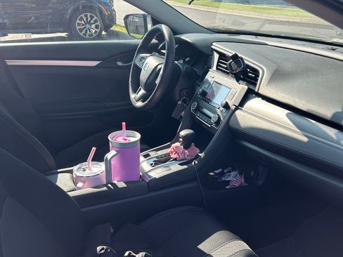 Used 2018 Honda Civic LX image 11