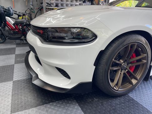 Used 2016 Dodge Charger SRT Hellcat w/ Harman/Kardon Audio Group image 24