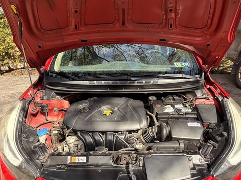 Used 2015 Hyundai Elantra SE w/ Option Group 02 image 10