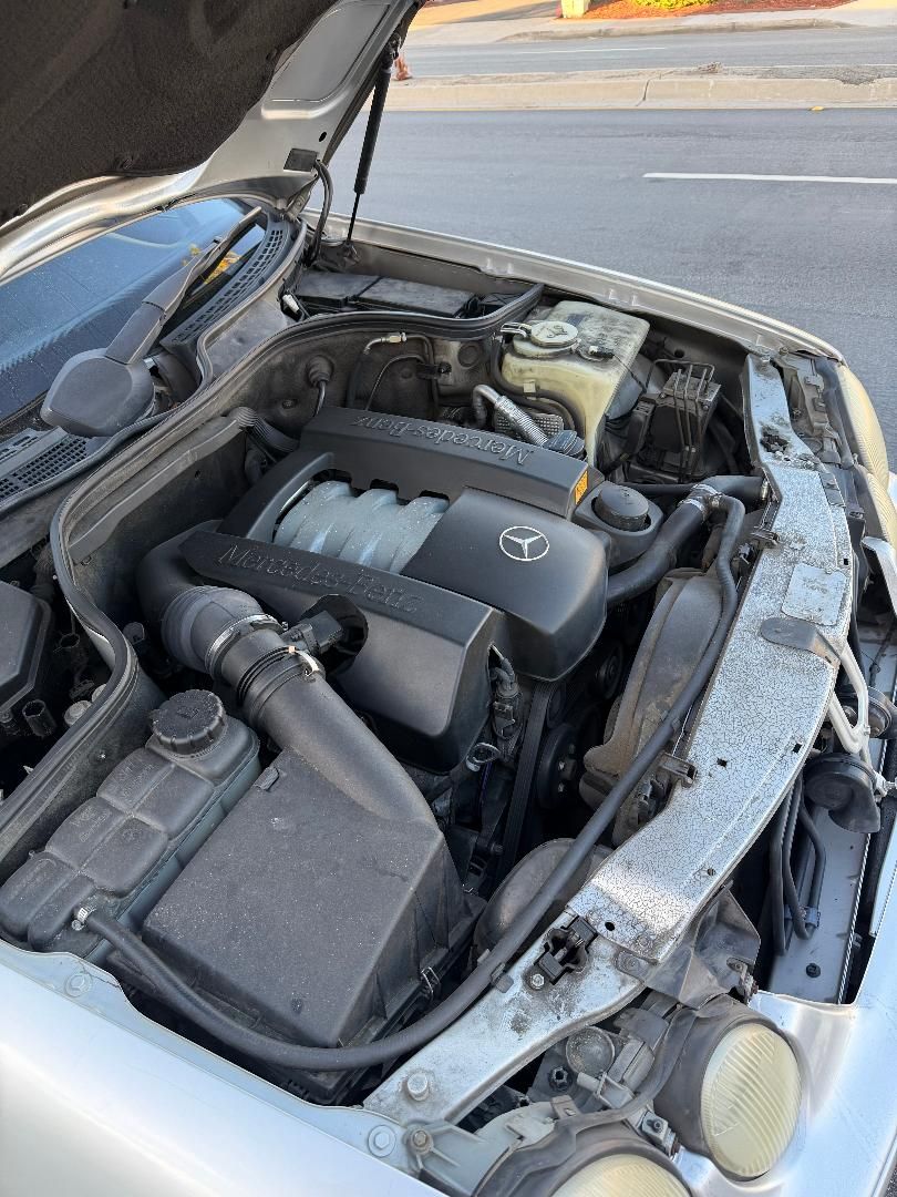 Used 2002 Mercedes-Benz CLK 320 Coupe image 9