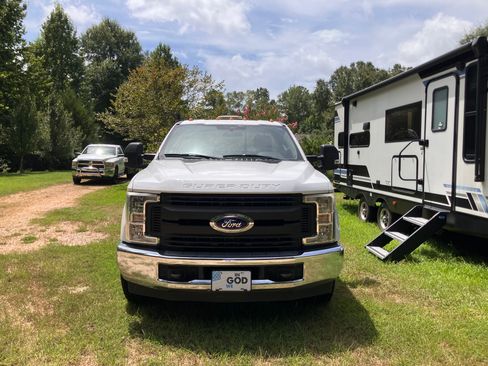 Used 2019 Ford F350 XL w/ XL Value Package RWD image 4