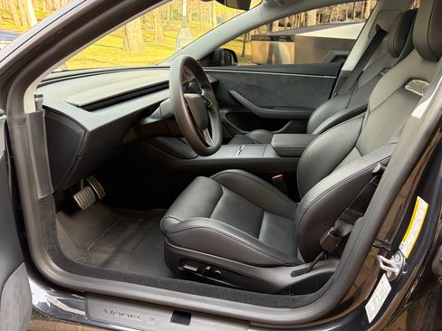 Used 2025 Tesla Model 3 Performance image 5