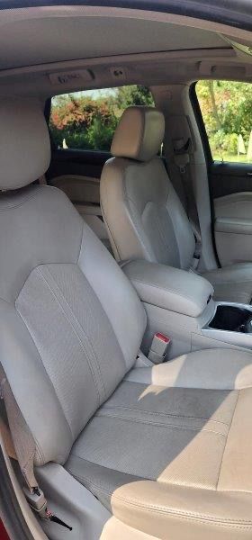 Used 2012 Cadillac SRX Luxury AWD/4WD image 14