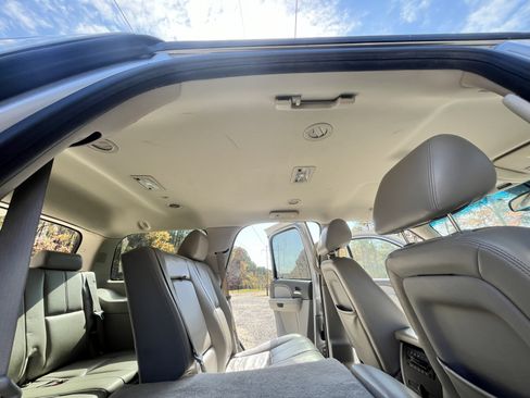 Used 2011 Chevrolet Tahoe LT image 20