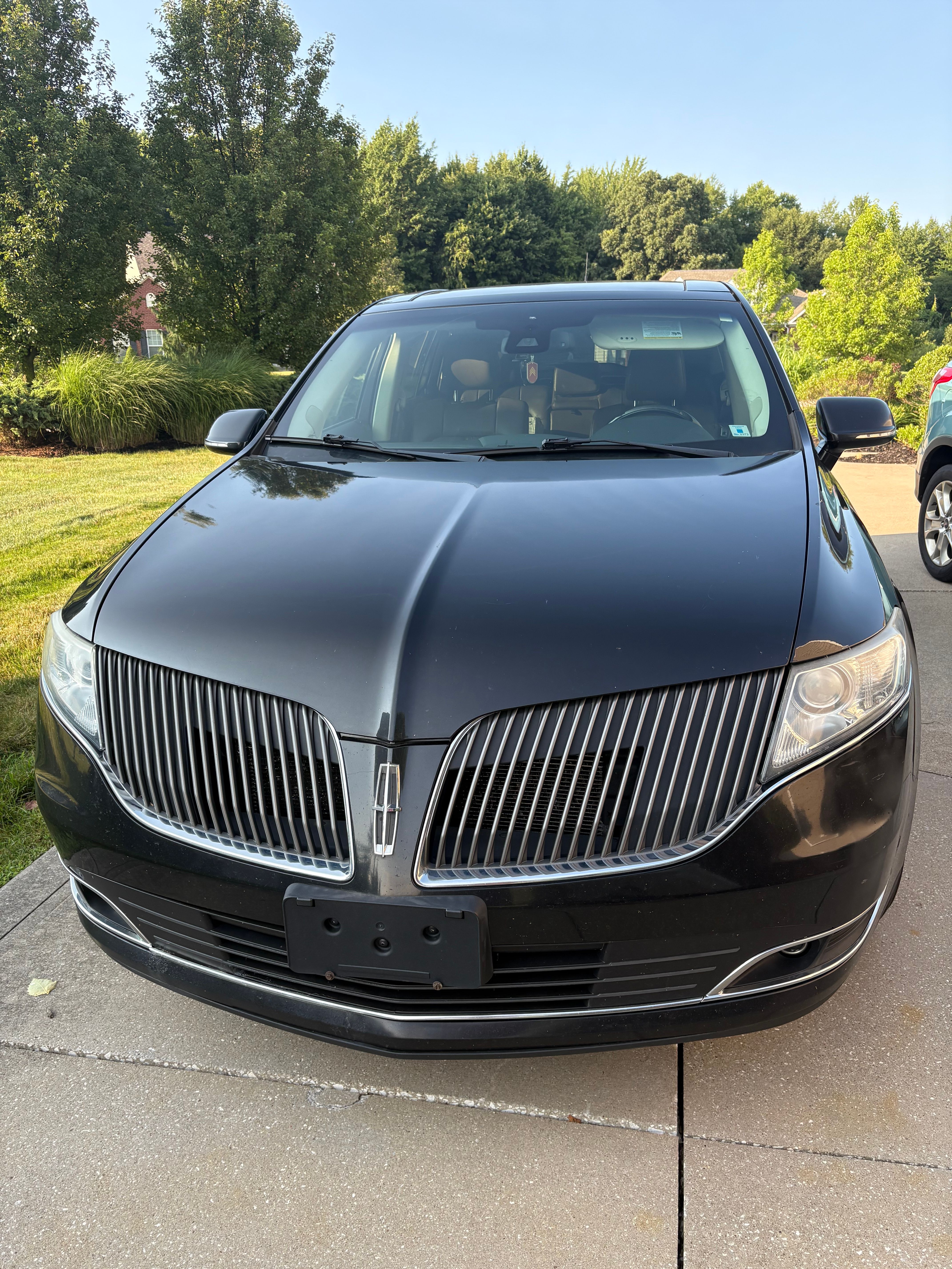 Used 2014 Lincoln MKT AWD w/ Equipment Group 201A image 4