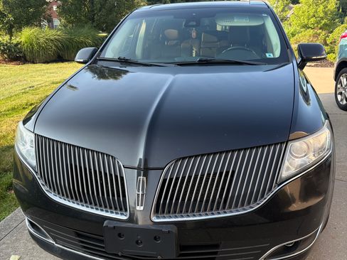 Used 2014 Lincoln MKT AWD w/ Equipment Group 201A image 4