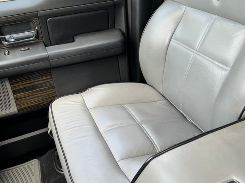 Used 2007 Lincoln Mark LT 2WD image 22