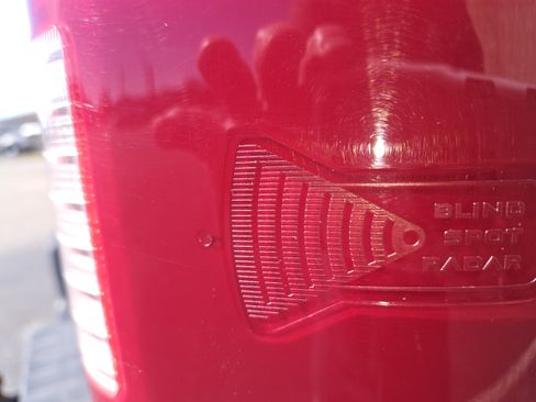 Used 2019 Ford F150 XLT w/ Equipment Group 302A Luxury image 6