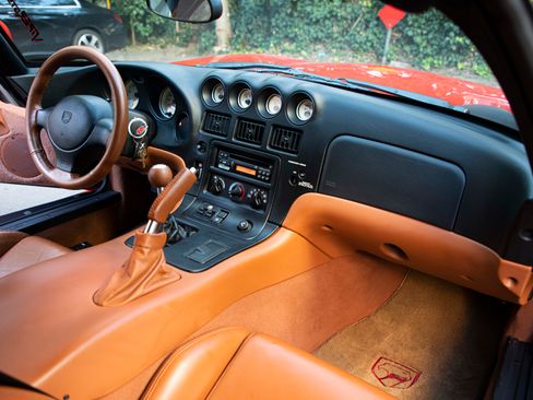 Used 2001 Dodge Viper GTS image 12