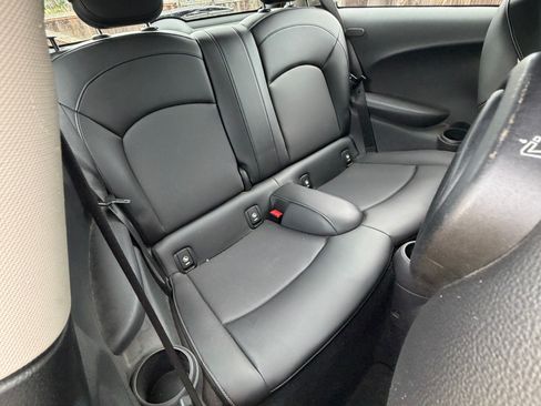 Used 2014 MINI Cooper 2-Door Hardtop image 9