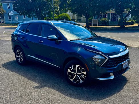 Used 2023 Kia Sportage EX image 5